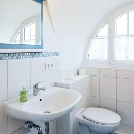 Gemuetliches Haus Mit Garten Und Gemeinsamem Pool By Interhome * Beckerwitz