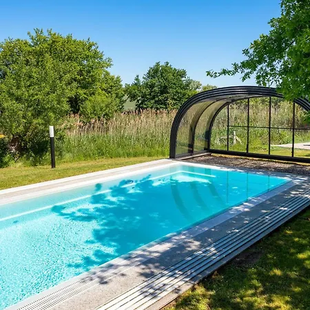 Casa vacanze Gemuetliches Haus Mit Garten Und Gemeinsamem Pool By Interhome Beckerwitz